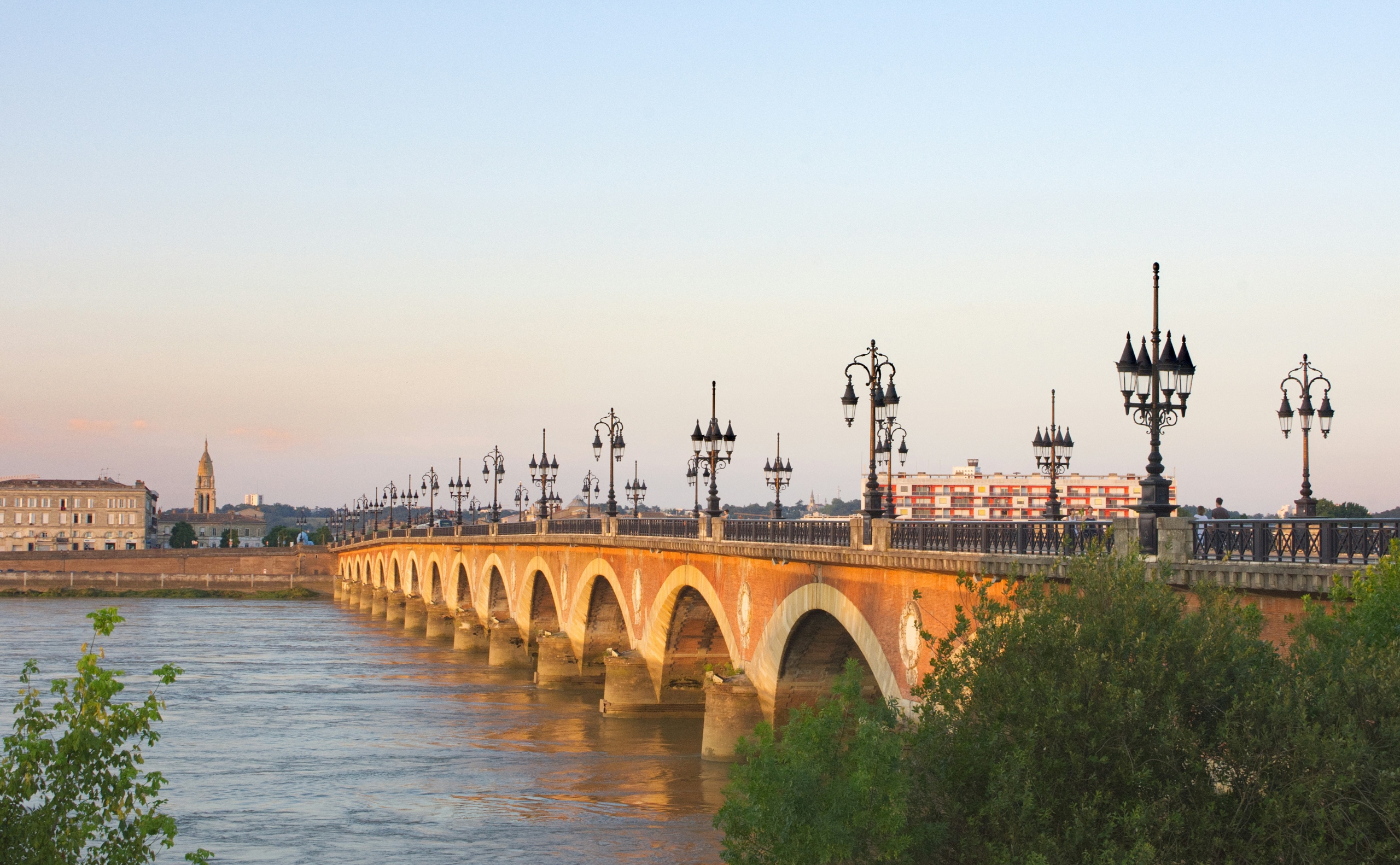 Pont de pierre bordeaux